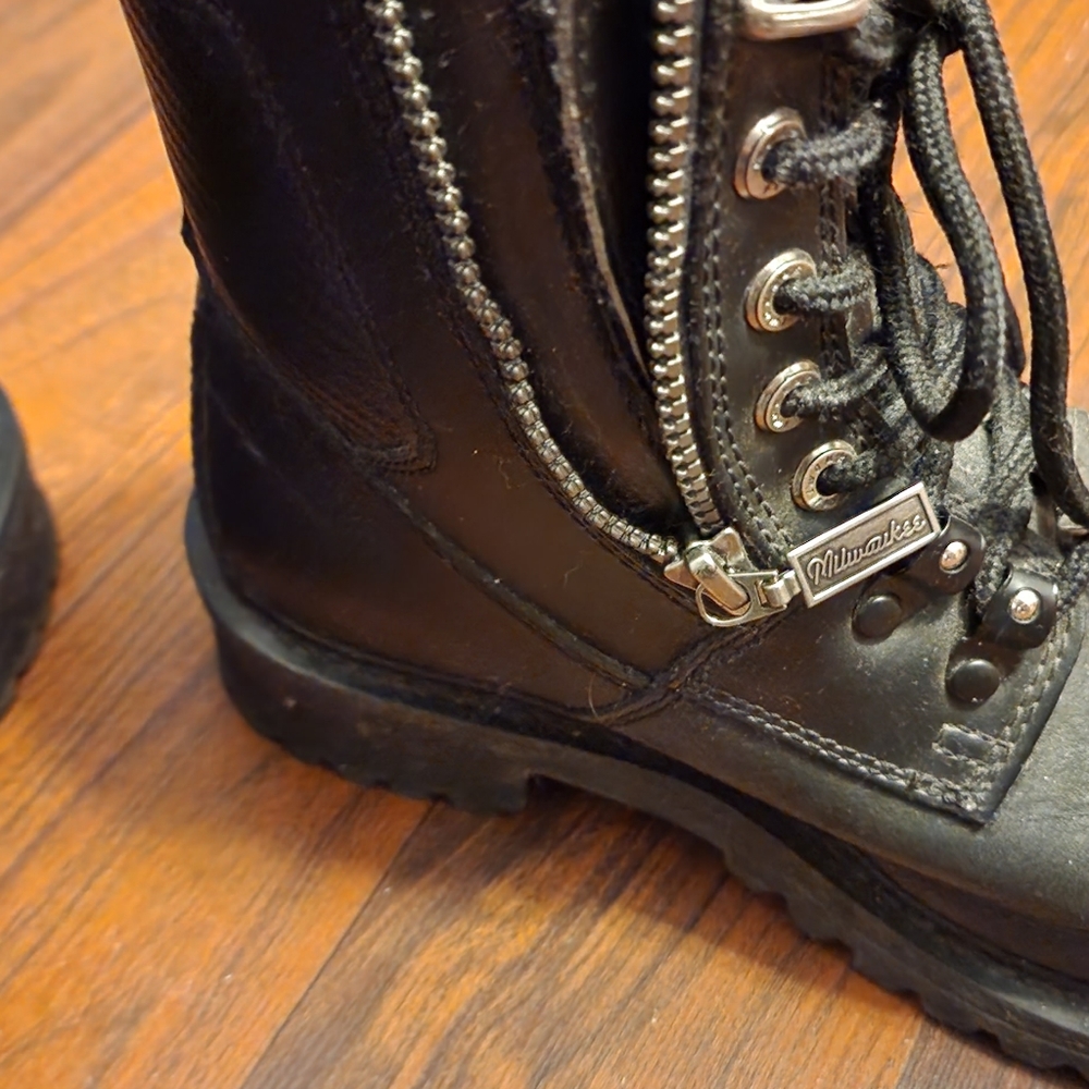 Milwaukee Motorcycle boot - Picture 4 of 8